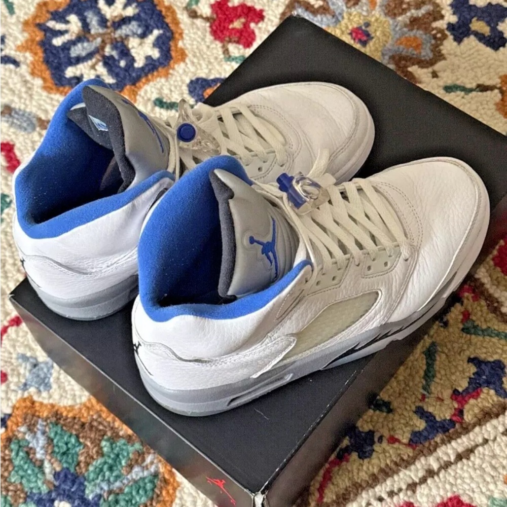 Size 8 - Air Jordan 5 Retro Stealth 2.0 used